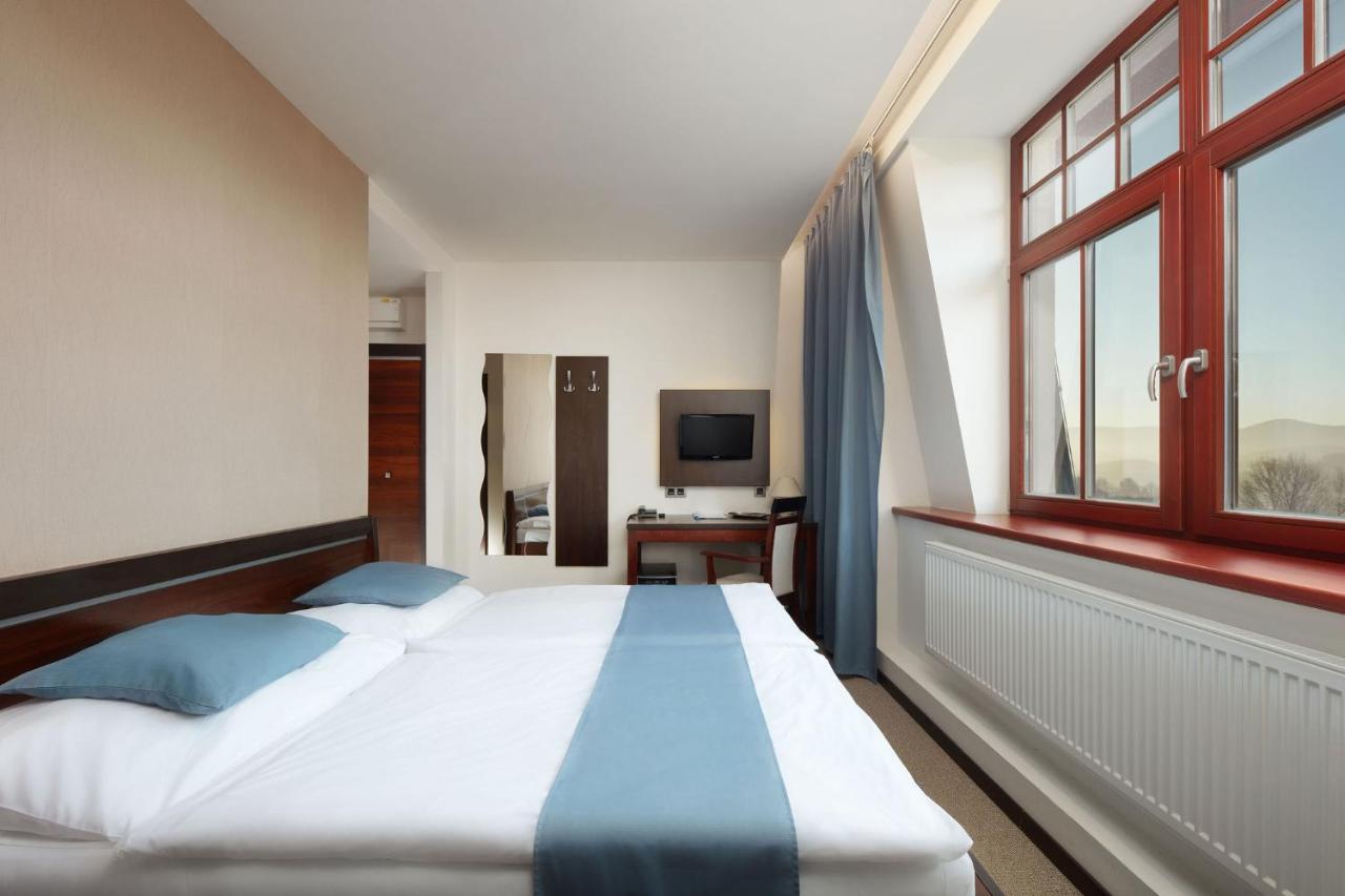 Slunny Dvur Hotel